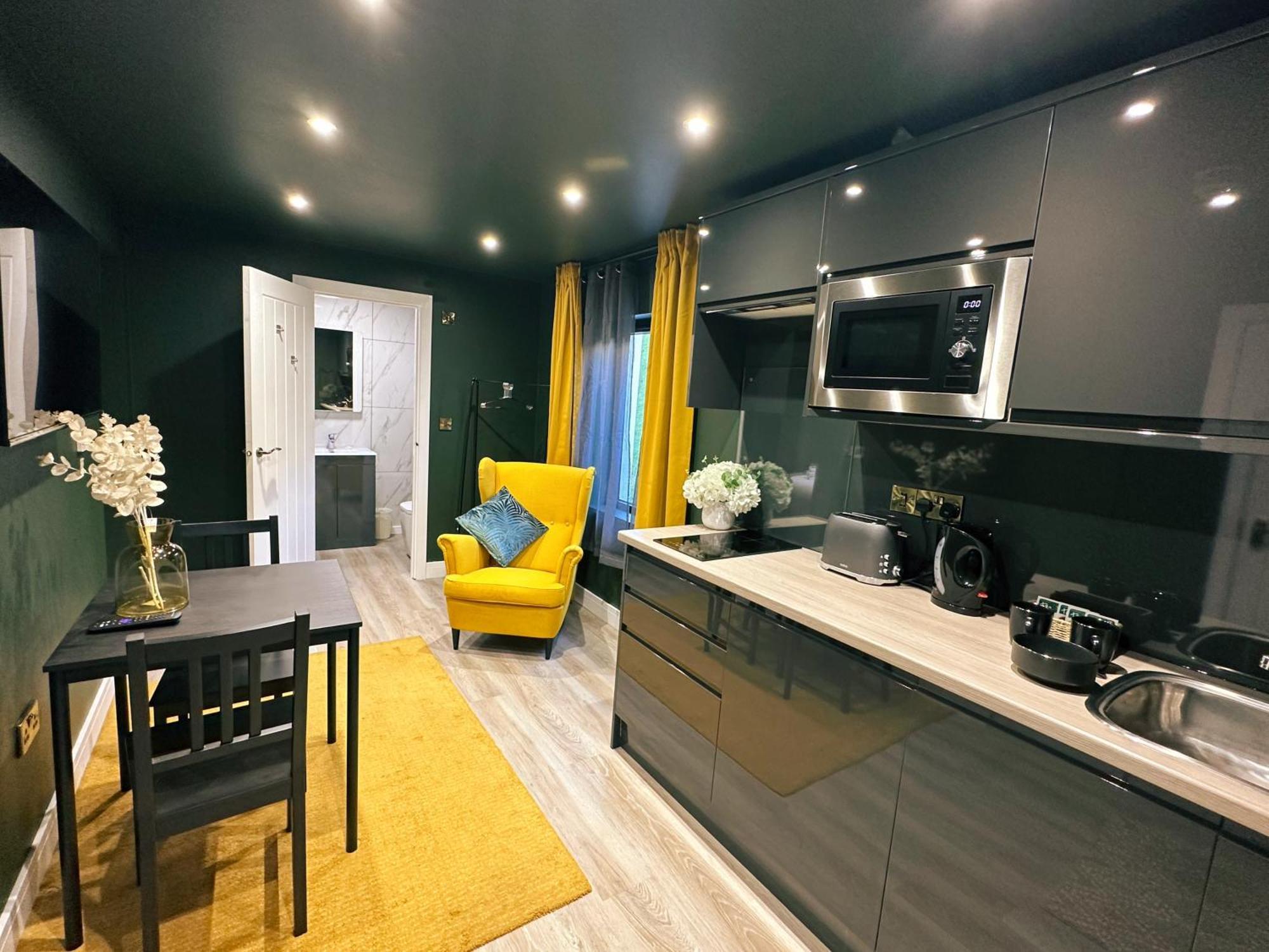 Sky City Apartments Coventry Buitenkant foto
